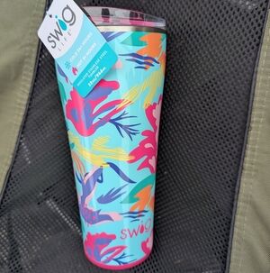 Swig Life Turquoise Floral Insulated Tumbler - Colorful Travel Cup